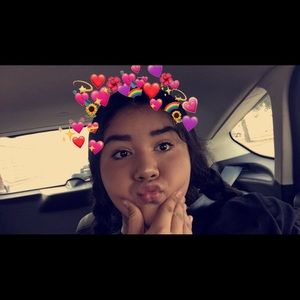 Meet your Posher, Yareliyareli